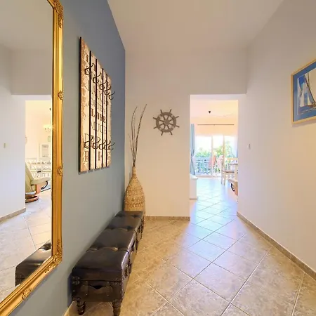 Goldfisch-By The Sea With Amazing View Apartment Silo (Krk)